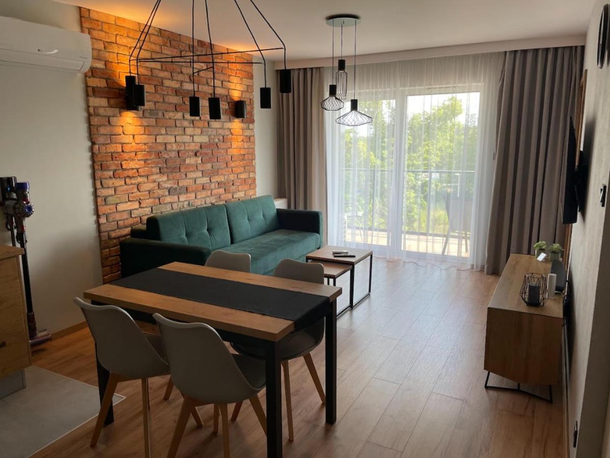 Apartament Cicha Woda Dziwnów Esterno foto